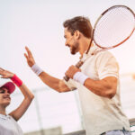 Carton rouge pour les comportements antisportifs – Le fair-play sur le court de tennis